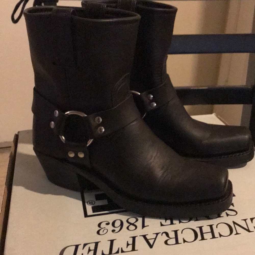 Frye Black 8R Harness Boots Size 7-7.5